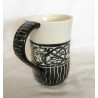 Grand mug ansé motif celtique, blanc et noir - MA41